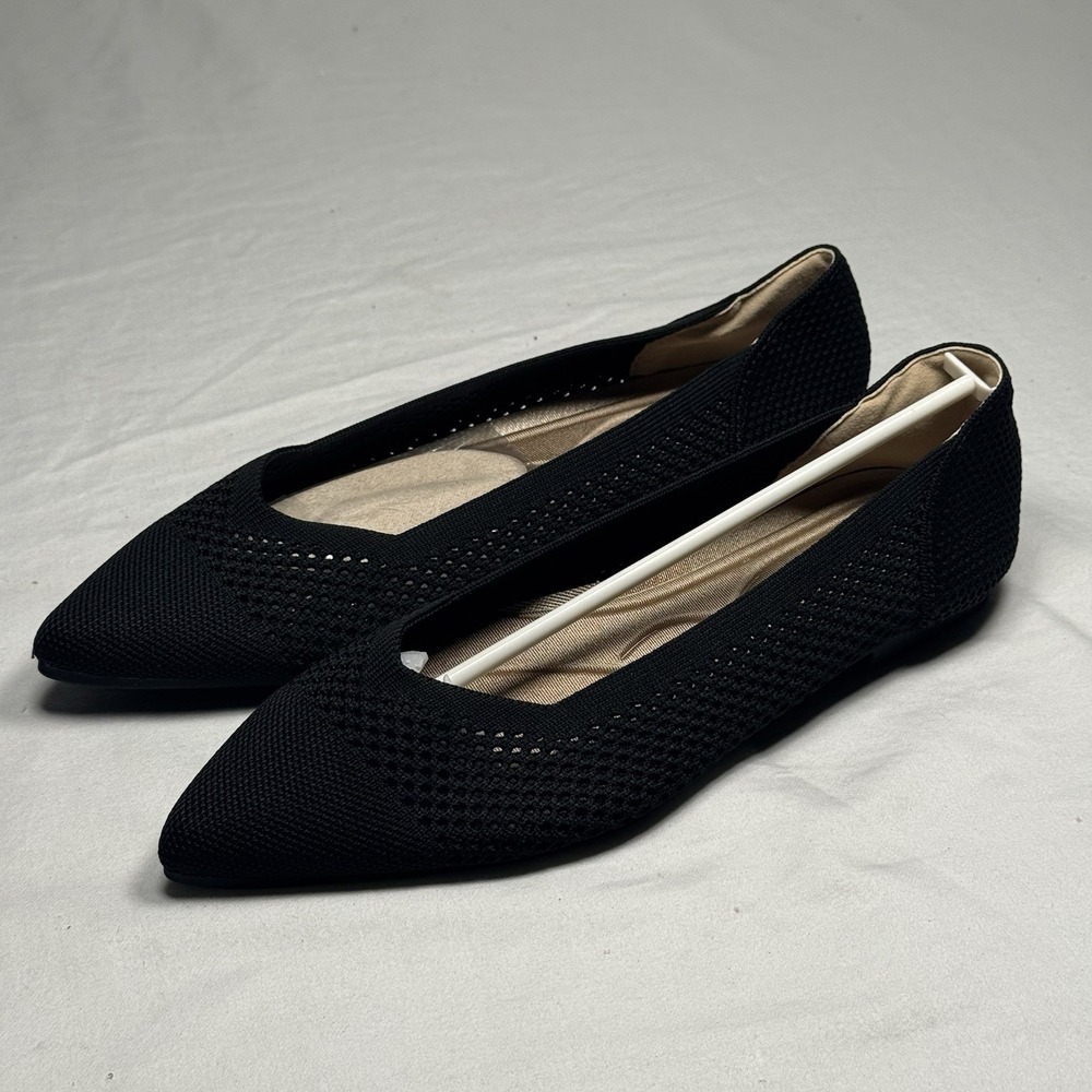 Women's Black Knit Pointed-Toe Flats